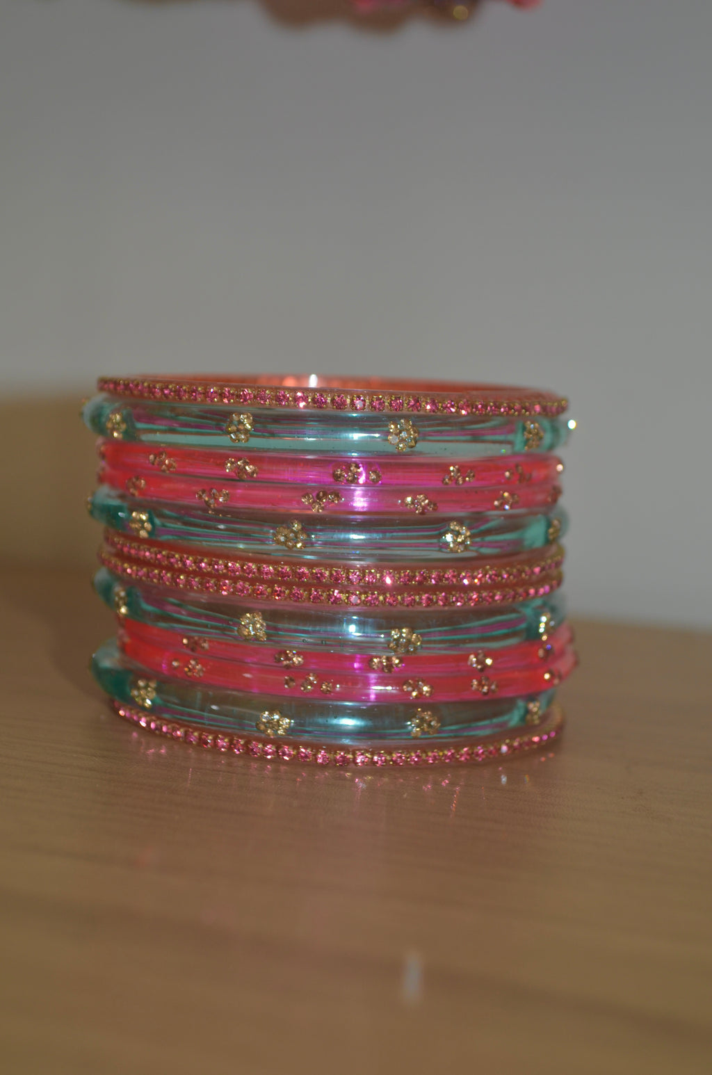 Float bangle stack