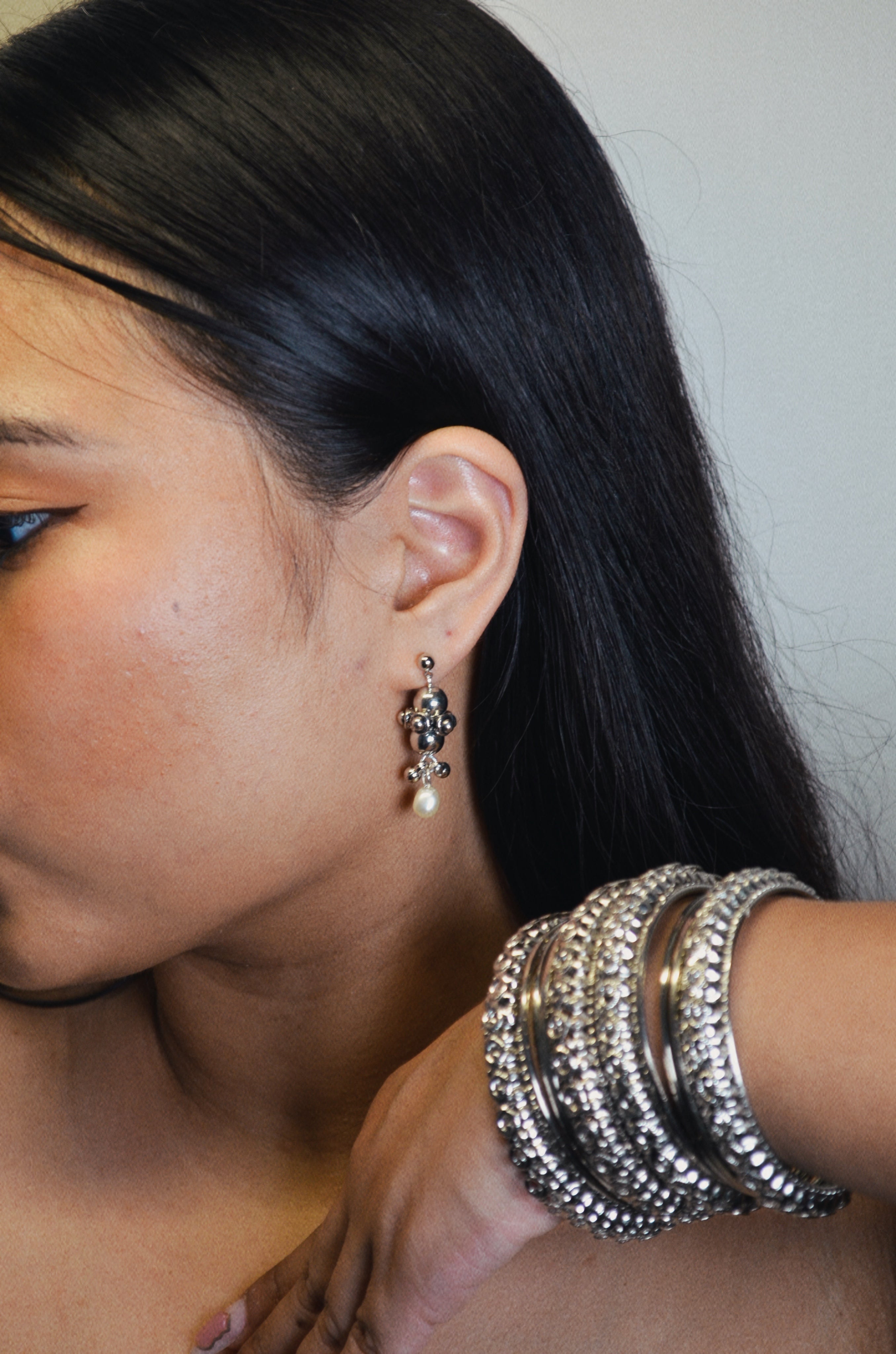 Oxidized silver bangle set