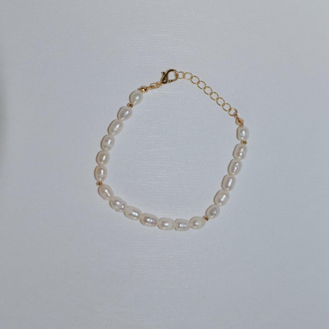 Pearl bracelet